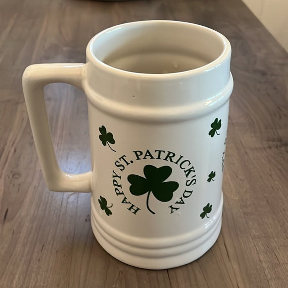 Mug XL for Happy St. Patrick’s Day Pottery in EUC Vintage 40 ounces - Picture 2 of 5